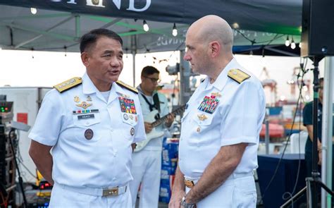 philippine navy decal system|Philippine, US military chiefs meet in Manila aboard 7th Fleet .